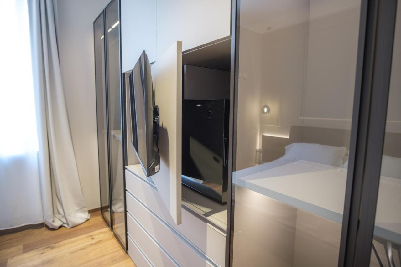 Palazzo Danisi Rooms&Suites Bari Exterior photo